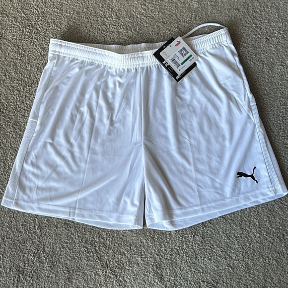 🔥Puma Women’s TeamGoal 23 Knit Shorts in White! - Picture 9 of 9